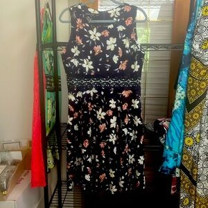 Beautiful Navy floral wedding guest dress